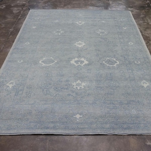 Minimalist Grey Hand Knotted Rug with Subtle Texture & Modern Plain Elegant Look For Living Room And Bedroom