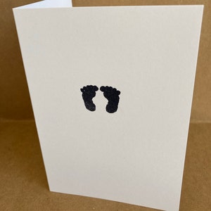 Carte de pieds de bébé (au choix noir, bleu ou rose)