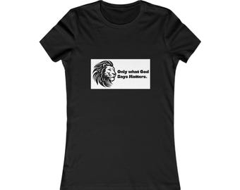 Camiseta con cabeza de león y el lema "Solo Dios salva los asuntos BLANCOS"