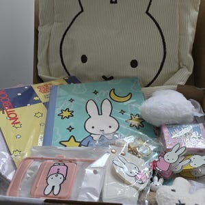 Kawaii Mystery Scoop Box – Pastel Stationery, Surprise Accessories, Gifts, Hampers & More (Australia based) image 13