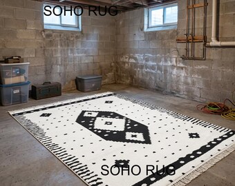 Tappeto Soho in lana trapuntato a mano - Tappeto geometrico bianco e nero.