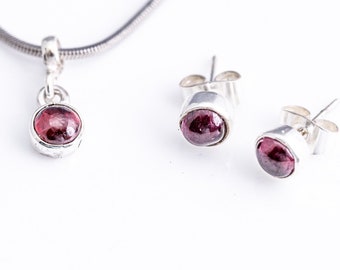 Garnet necklace and earrings set,  sterling silver, handmade gift for her, minimalist jewelry, January birthstone, Mothers Day Gift