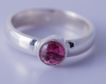 Pink tourmaline ring, sterling silver, Stone of love, and mental healing