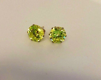 Peridot color Crystal earrings, sterling silver gift for girlfriend, green zirconia stud earrings, August and September color birthstone
