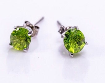 Peridot studs, Sterling silver, green Crystal stud earrings ,great for gift, August and September birthstone, , nice Fall color, jewelry