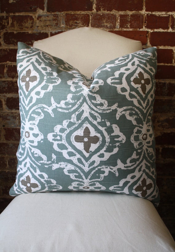 Items similar to Rustic Medallion Pillow Cover 20 in square