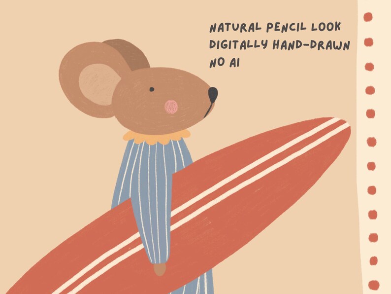 Puede incluir: Ilustraci&oacute;n de un rat&oacute;n de dibujos animados sosteniendo una tabla de surf roja con rayas blancas. El rat&oacute;n lleva una camisa a rayas azules y blancas y un cuello amarillo. El texto dice "NATURAL PENCIL LOOK DIGITALLY HAND-DRAWN NO AI".