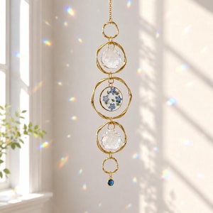 Atrapasueños personalizado con piedra natal, atrapasueños con flor nomeolvides, creador de arcoíris de cristal, adorno conmemorativo para ventana, regalo personalizado para mamá. imagen 5
