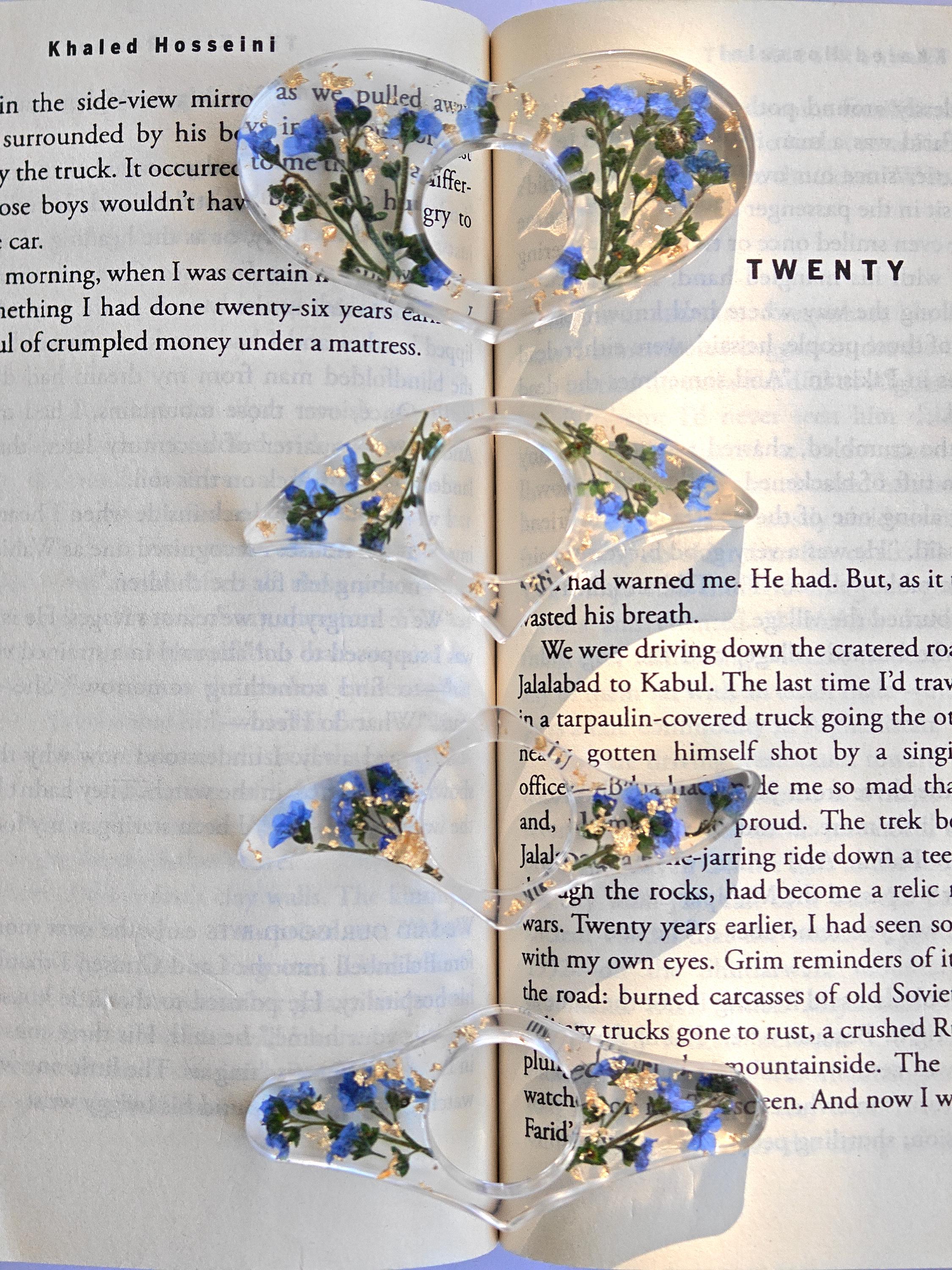 Thumb Book Holder With Real Flowers & Gold Flakes • Resin Page Holder ...