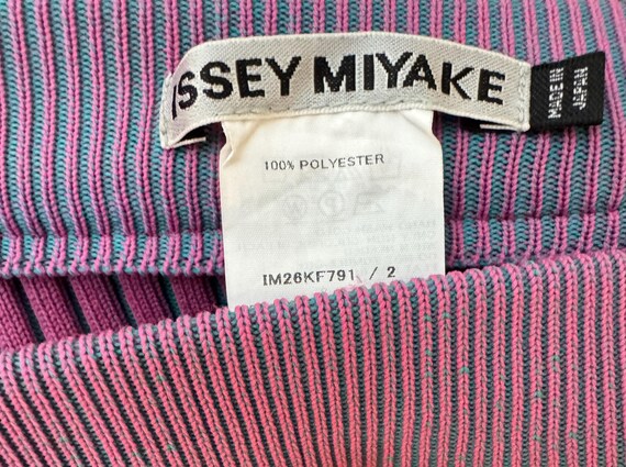 Issey Miyake Runway Pink Cropped “Fluidity Loop” Flare Pants View 5