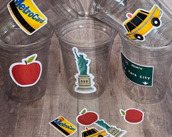 NYC themed clear plastic drink party cups WITH matching table scatter. Sets of 5 sticker on  cups.  Use as candy cups, desserts,party favors