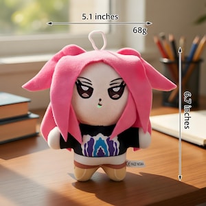 Boneco de Pelúcia Estilo Anime: Figura de Pelúcia Macia, Detalhes Bordados, Enchimento de Algodão PP