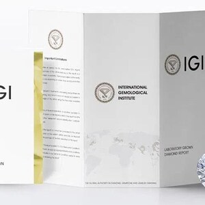 Armring i 18K guld med X-korsad diamant, armband med tre rader av kabeltråd, manschett med labodult diamant och korsad diamant, iögonfallande jubileumspresent till henne bild 7