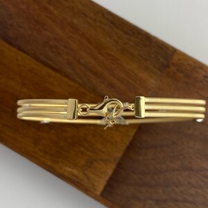 Armring i 18K guld med X-korsad diamant, armband med tre rader av kabeltråd, manschett med labodult diamant och korsad diamant, iögonfallande jubileumspresent till henne bild 6