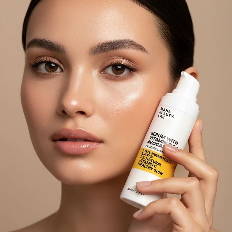 Siero con vitamina C, E e olio di avocado per il viso / Siero naturale / Mana Beauty Lab Skincare immagine 4