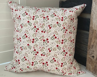 White Floral Quilted Christmas Pillow