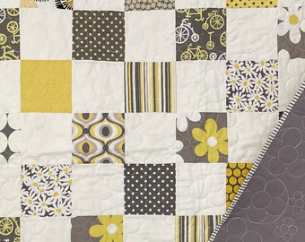 Sunshine Daisy Patchwork Quilt