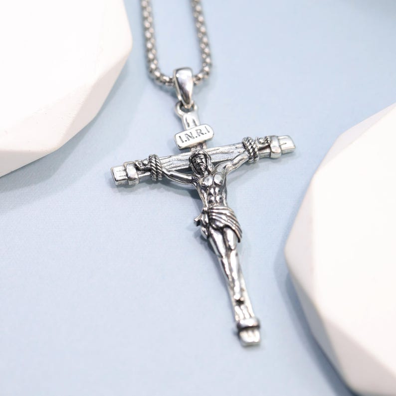 925 Sterling Silver Jesus Crucifix Necklace INRI Cross Pendant ...
