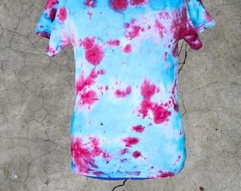 Unisex S Ice Dye T-Shirt • Handmade Cotton Top • Blue and Burgundy/pink Tie Dye • Unique Festival Streetwear Gift