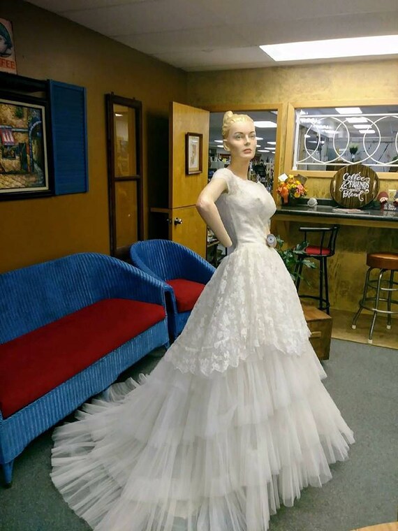 1950 S Vintage Wedding Dress Long Ruffled Tulle Designer Etsy