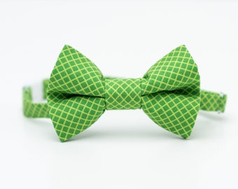 Little Bow Bow Tie - Green Lattice