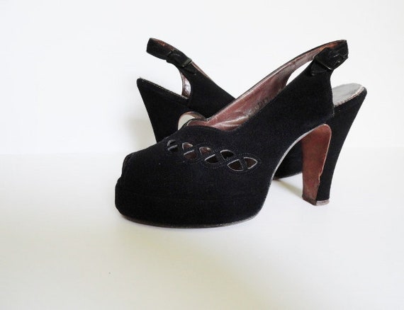 Vintage Shoes|Vintage Black Velvet Shoes|Vintage 4