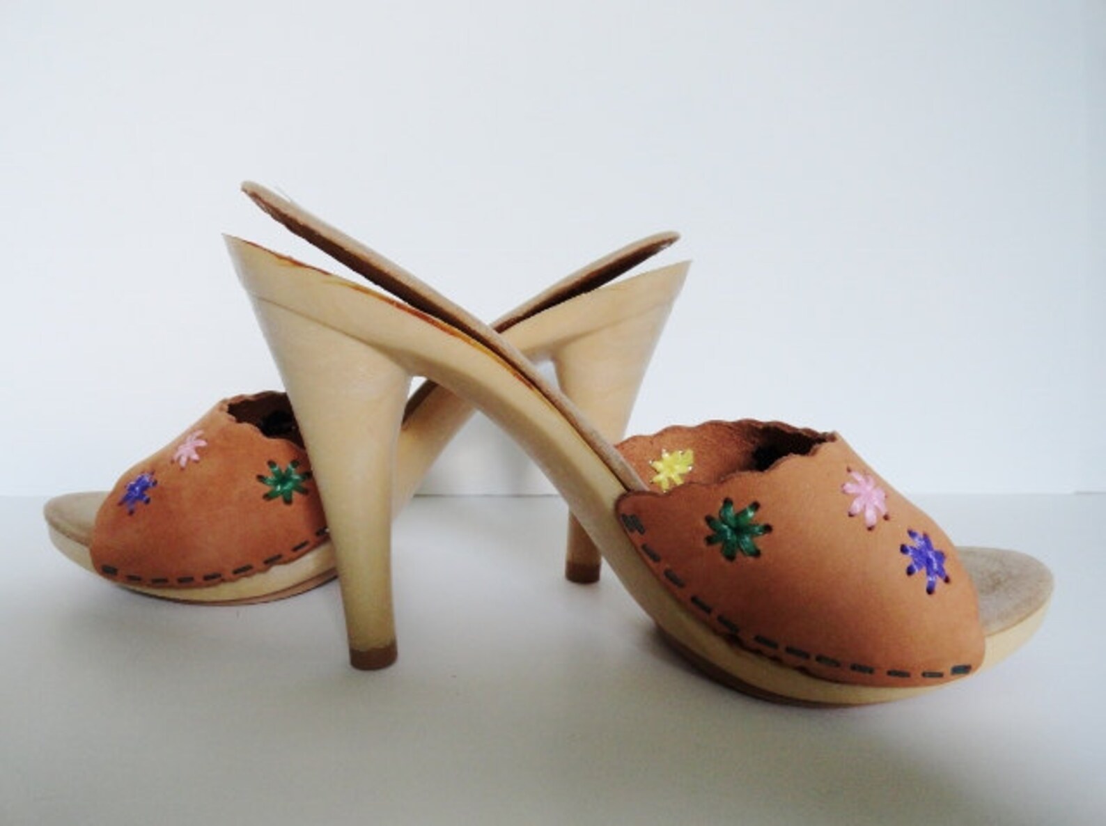 vintage candies shoes wooden heels