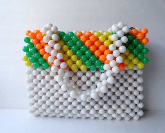 Vantage Handbag|1960s White Beaded Purse|Milk Whit