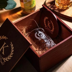 Personalized Whiskey Glass Set with Wood Box | Personalized Birthday Whiskey | Groomsman Gift | Whiskey Gift for Father | Christmas Gift