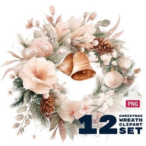 Puede incluir: Conjunto de imágenes prediseñadas de corona navideña en acuarela. La corona presenta flores color melocotón, piñas y campanas doradas. El texto "12" y "Christmas Wreath Clipart Set" también están incluidos. El formato de archivo es PNG.