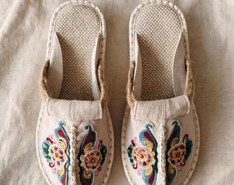 Heavy Embroidered Butterfly Platform Mules, Ethnic Hand-Stitched Slip-Ons, Summer Height-Boosting Breathable Flats