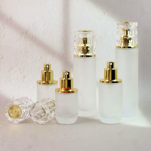 Lyxiga frostade glasflaskor med lotion och spray, återfyllningsbara hudvårdsförpackningar, tom kosmetikaflaska med kristallkork för toner, serum bild 5