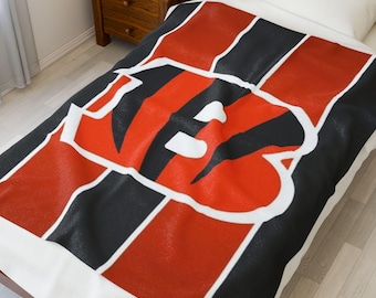 Cincinnati Bengals Plush Blanket - Soft Decorative Throw