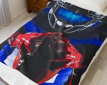 New York Giants Plush Blanket - Soft Decorative Throw