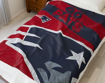 New England Patriots Plush Blanket - Soft Decorative Throw