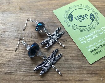 Brincos Libélula: Quartzo Aura Azul, Brincos Pendentes Banhados a Prata