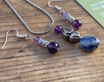 Conjunto de brincos com pingente de ametista e sodalita THIRD EYE SET - pingente boho banhado a prata