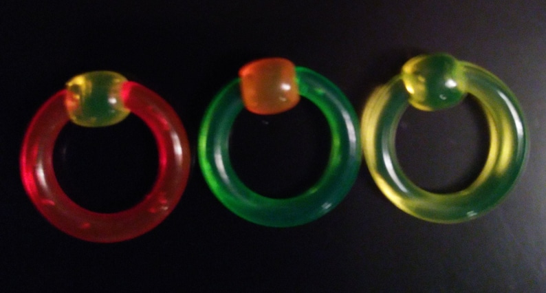 UV Clear & Colored Acrylic Medical Jewelry Captive Bead Ring Retainers Blue, Green, Red, Blue, Yellow image 3