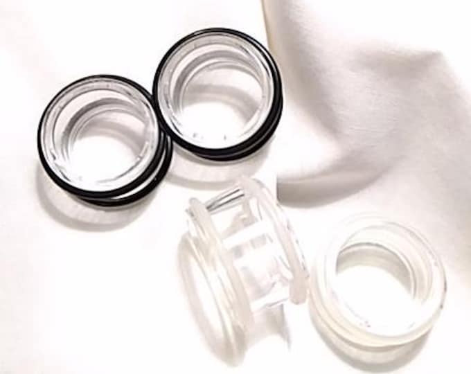 Pierced Earlobe Tunnels Extra Large Tunnels 13/16" Clear Retainer Acrylic Black O-Rings Notched for O-Rings bodyjewelryretainerstore.com