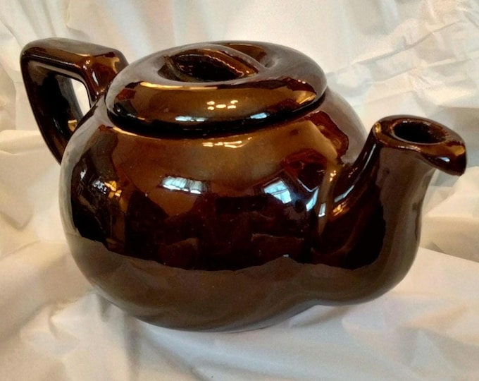 Vintage 1-Cup Hamilton Canada Teapot with Lid Ceramic Pottery Glazed Deep Redish Brown Like New