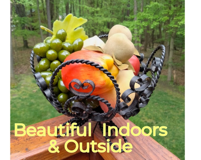 Vintage Italian Wrought Iron Fruit Basket – Elegant Black Scrollwork Home Décor