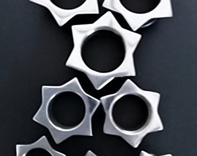 Pierced Ear Tunnel Large Star Chainsaw Design Highly Polished Stainless Steel Tunnel with O-Rings bodyjewelryretainerstore.com