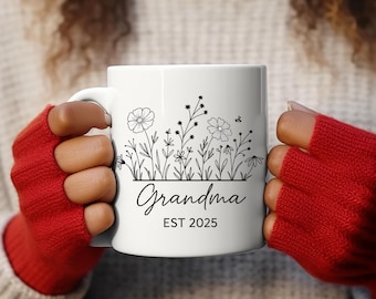 Personalized Floral Grandma Mug, Est 2025, New Grandma Gift, First Grandchild Coffee Cup