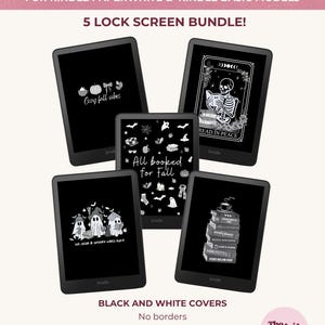Puede incluir: Un paquete de cinco modelos Kindle Paperwhite y Basic con diseños de pantalla de bloqueo en blanco y negro. Las pantallas presentan gráficos y texto con temática otoñal, incluyendo "Cozy fall vibes" y "All booked for Fall."