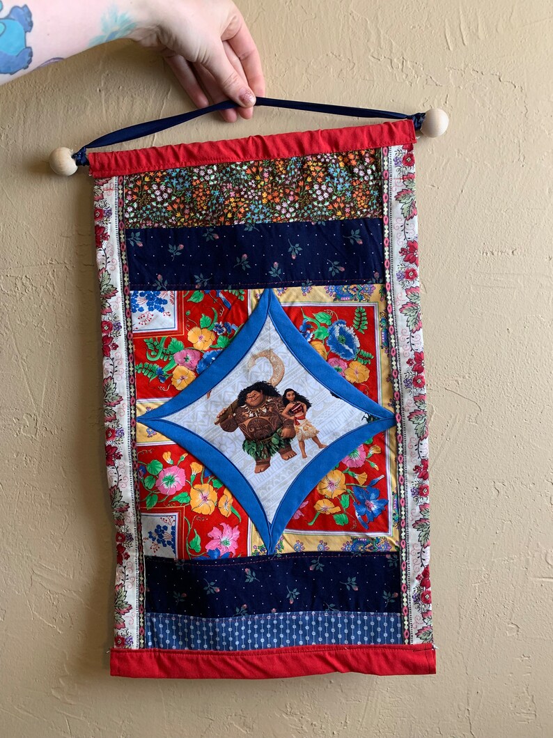 Pin Display Wall Hanging Mini Quilt Cathedral Square Design Moana and Maui