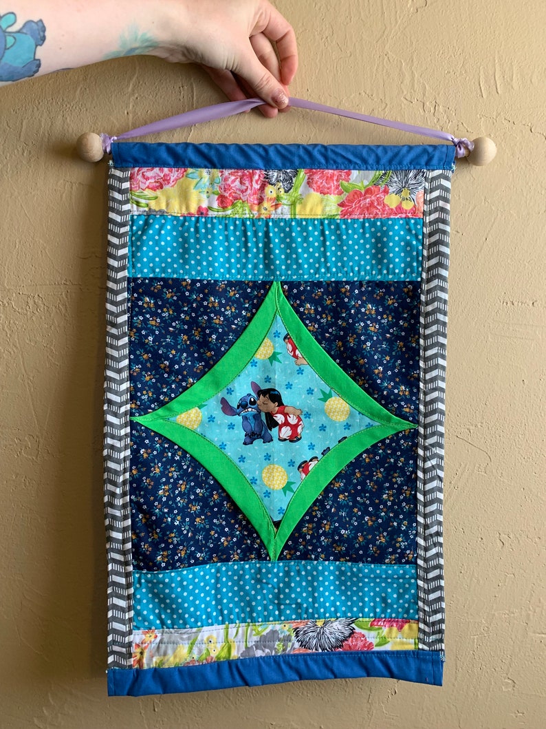 Pin Display Wall Hanging Mini Quilt Cathedral Square Design Lilo Stitch Green