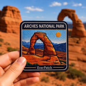 Arches-Nationalpark-Aufnäher – 7,6 cm großes, aufbügelbares, gesticktes Wüstenbogen-Reiseandenken