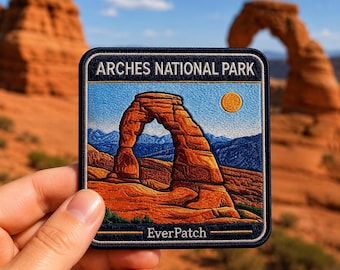 Arches National Park Embroidered Patch, Utah Desert Arch Souvenir Badge (3 Inch)