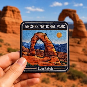 Patch bordado termocolante do Parque Nacional Arches, 7,6 cm (3 polegadas), emblema de lembrança para mochila, jaqueta, presente de viagem.