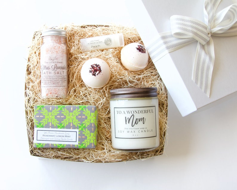 Mom to Be Gift Lavender Scented Soy Candle Expecting ...